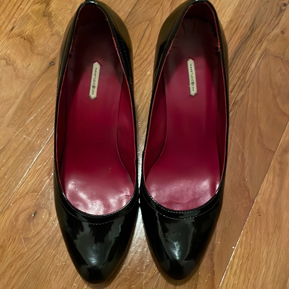 Max studio wedges
